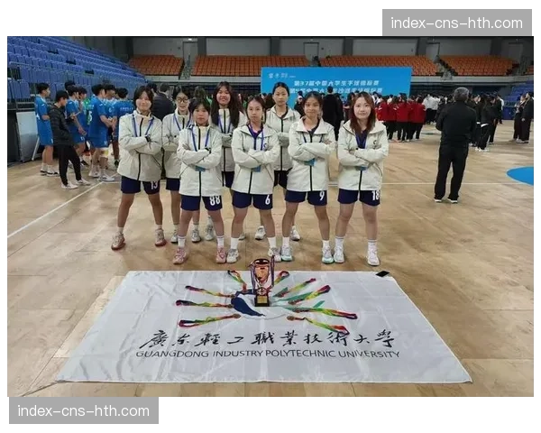 世界大学生举重锦标赛，中华台北队收获两金一银